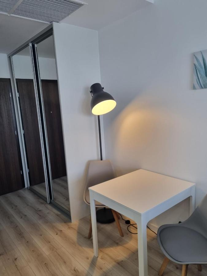 Jbhotels Apartament Comfort Hanza Tower Szczecin Bagian luar foto