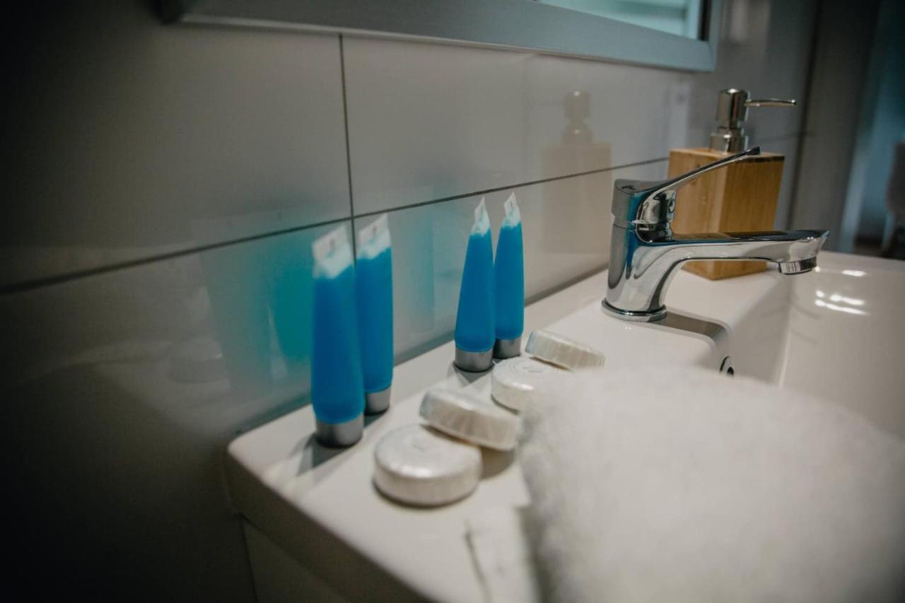 Jbhotels Apartament Comfort Hanza Tower Szczecin Bagian luar foto