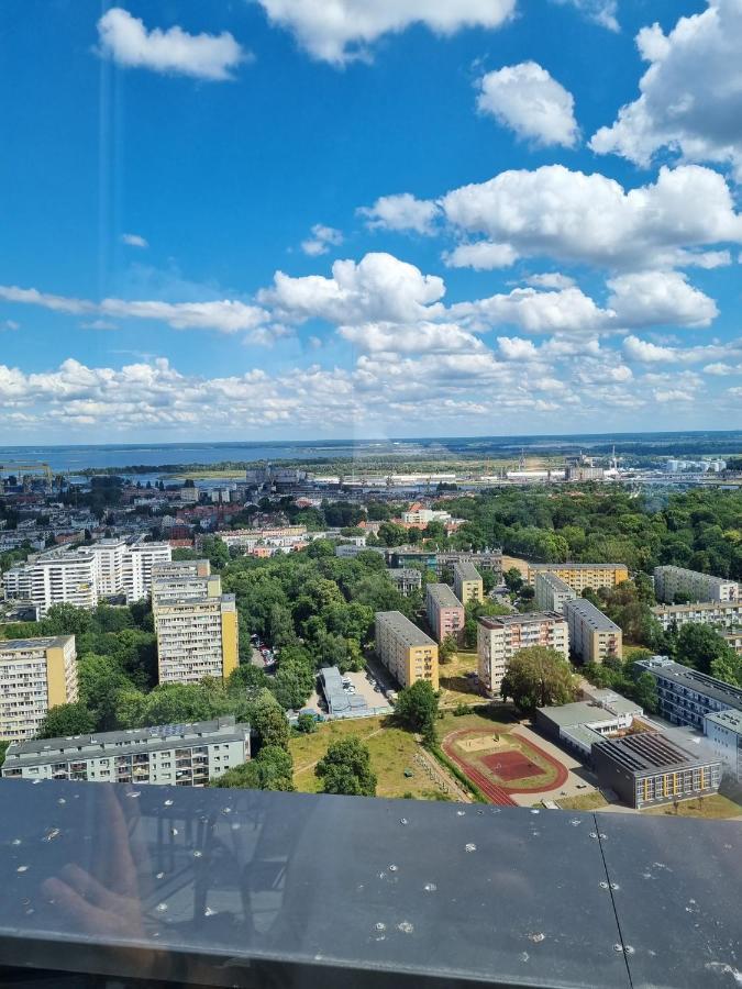 Jbhotels Apartament Comfort Hanza Tower Szczecin Bagian luar foto
